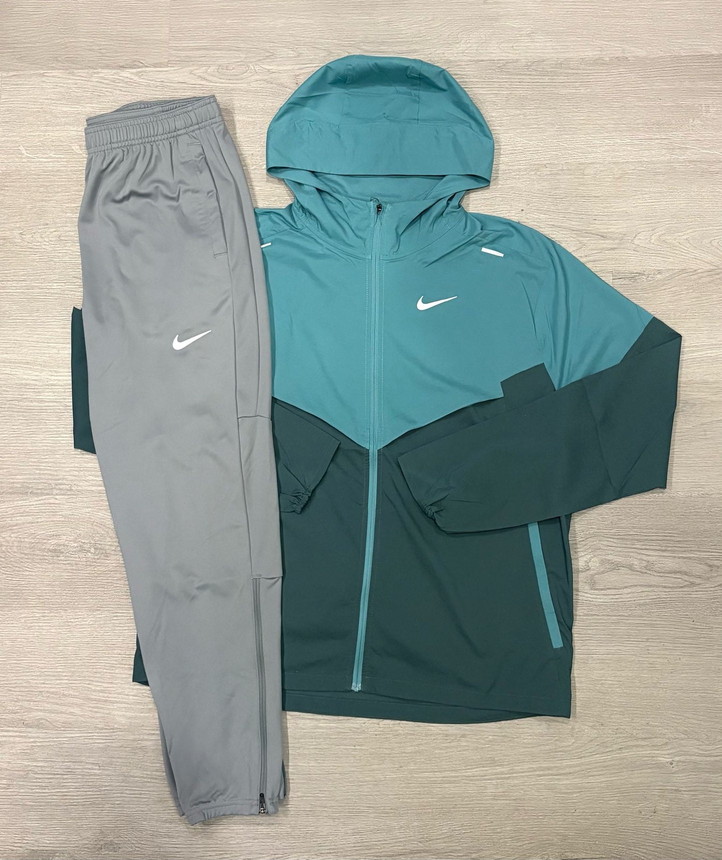 Nike Teal 'UV' Windbreaker x Grey Challenger