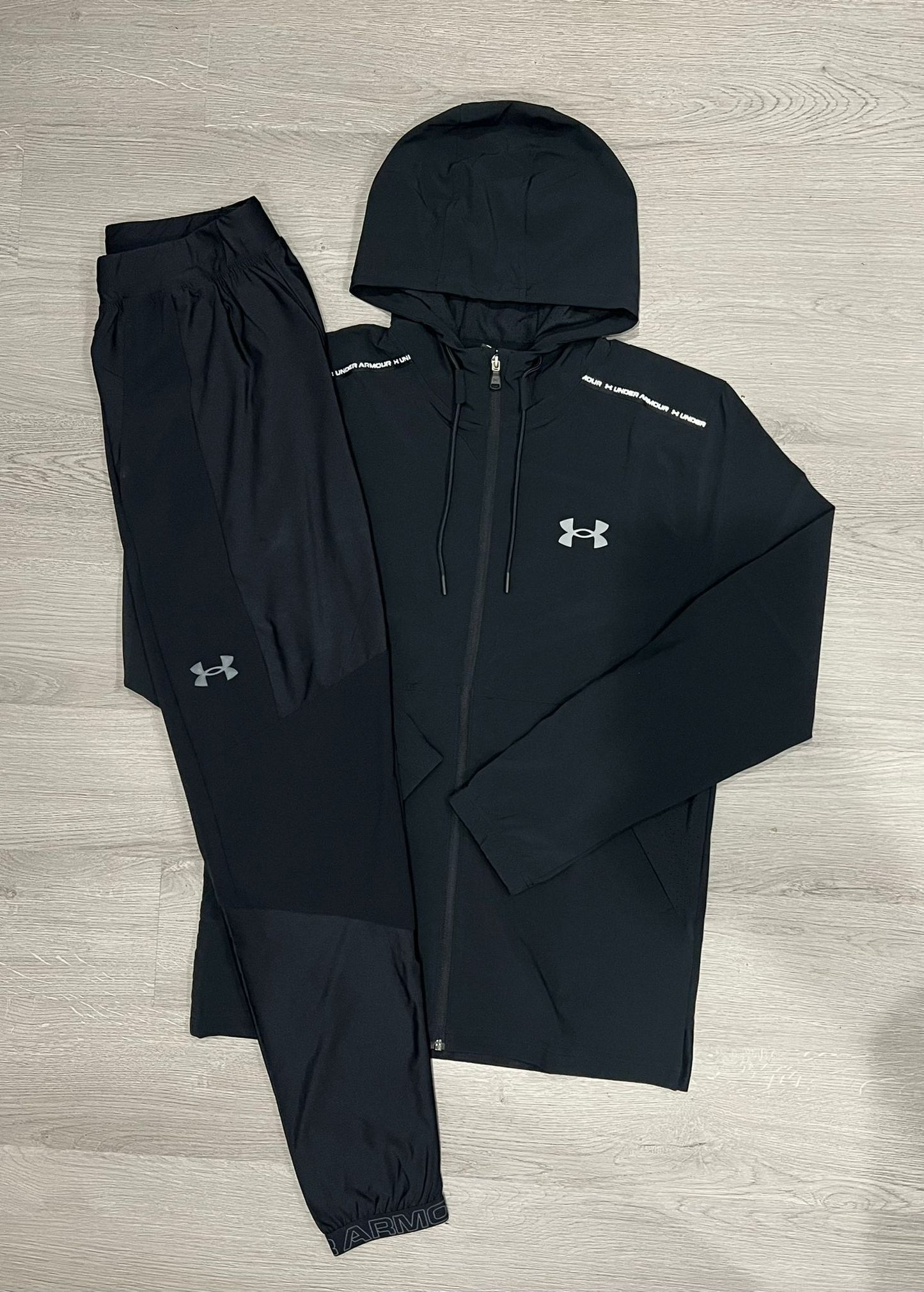 Under Armour Lock Up Reflective Woven Tracksuit
