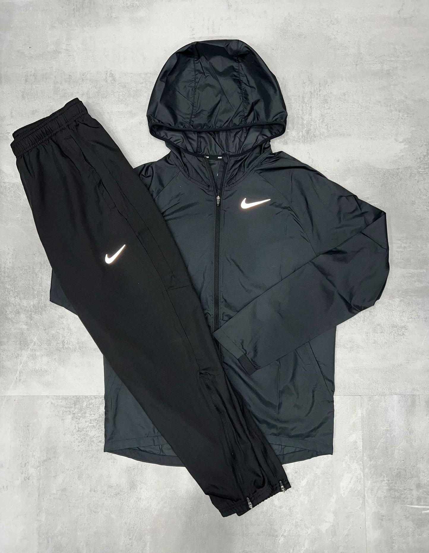 Nike Essential Tracksuit